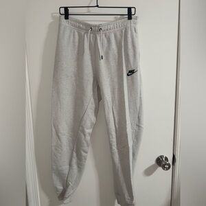 nike joggers
